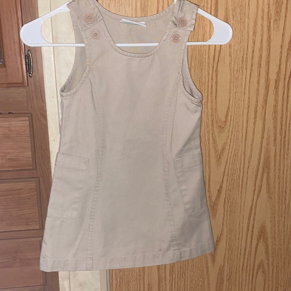 Classroom Brand girls school uniform dress!